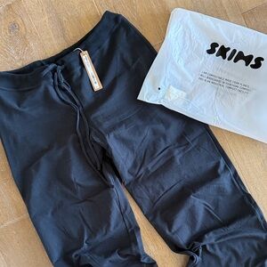 SKIMS straight leg pant